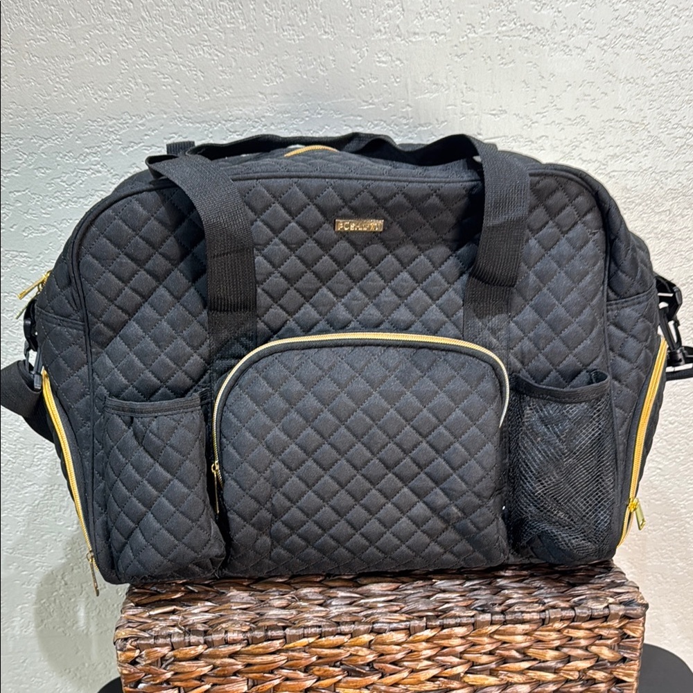Posh N Fit Black Quilted Workout Yoga Bag with Gold Trim Many‎ Pockets
